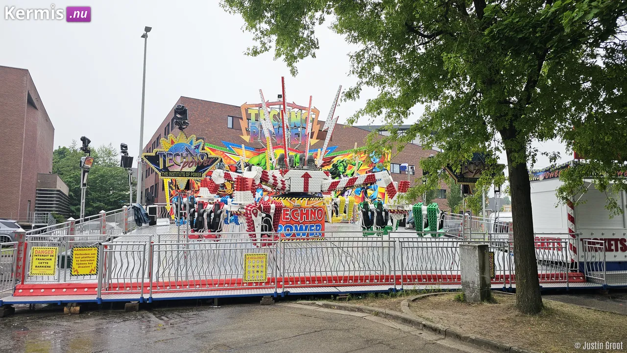 1 Mei Kermis Genk Belgie 2025