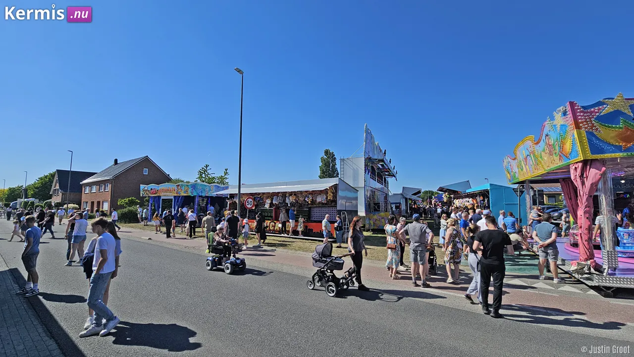 Kermis Lutlommel Belgie 2025