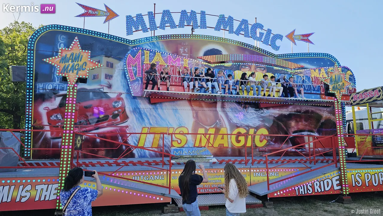 Kermis Holheide Pelt Belgie 2025