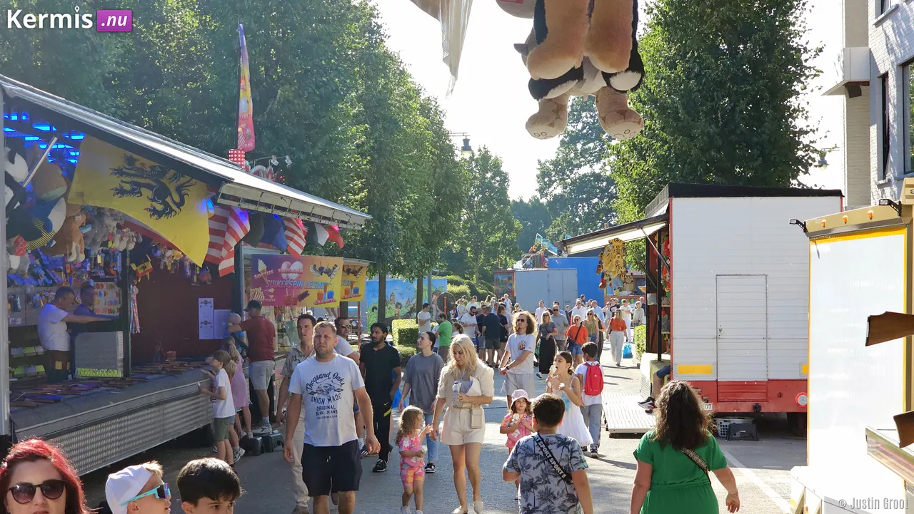 Heilig Bloed Kermis Hoogstraten Belgie 2025