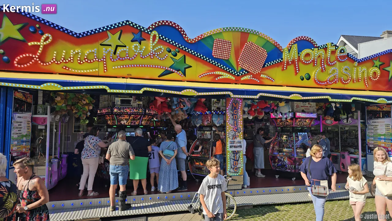 Heilig Bloed Kermis Hoogstraten Belgie 2025