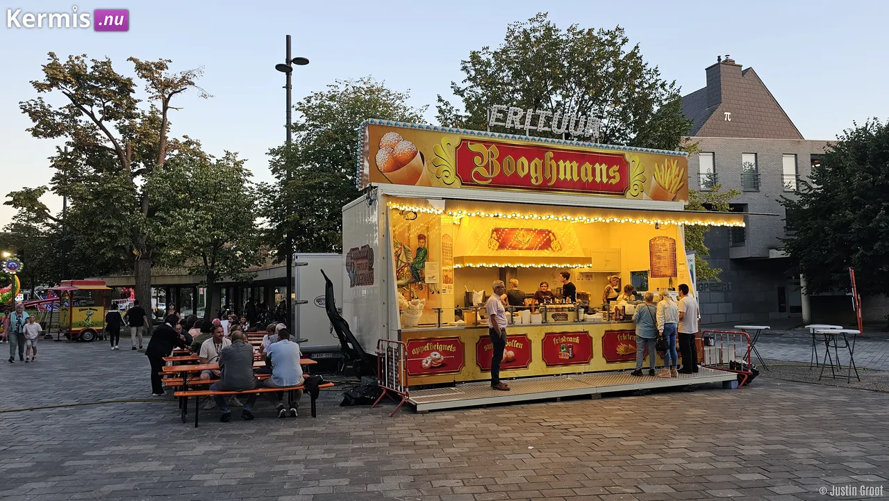 Kermis Lommel Belgie 2025