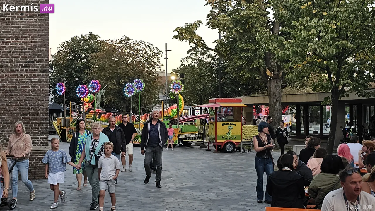 Kermis Lommel Belgie 2025