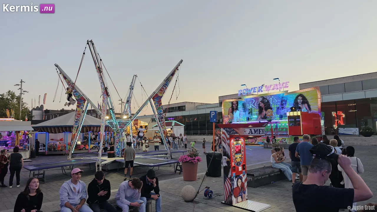 Kermis Lommel Belgie 2025