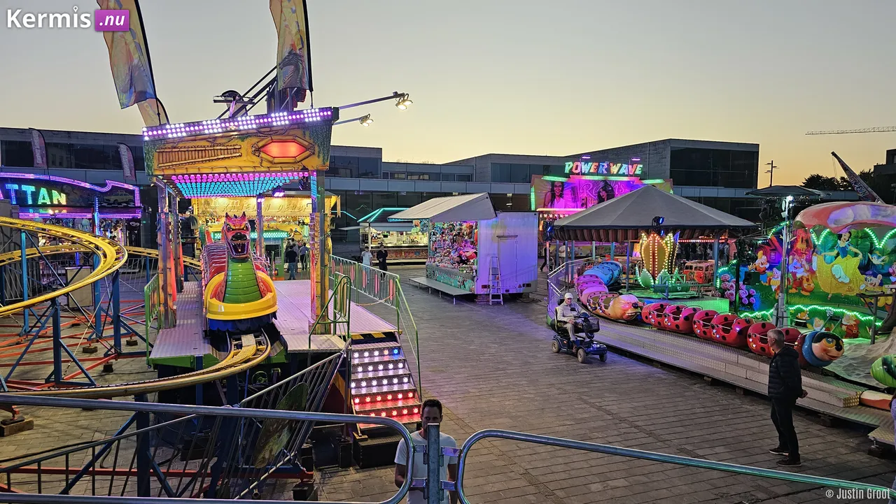 Kermis Lommel Belgie 2025
