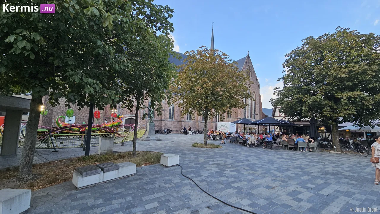 Kermis Lommel Belgie 2025