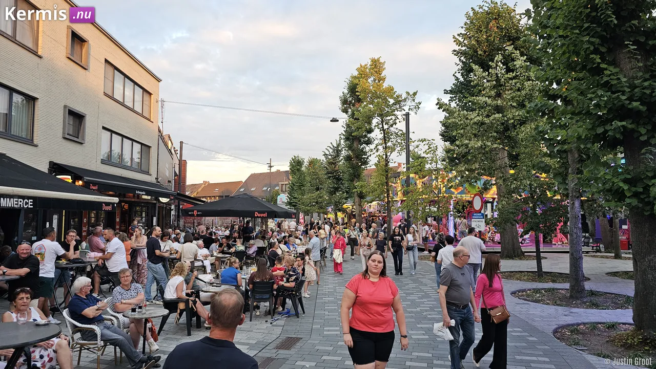 Kermis Lommel Belgie 2025