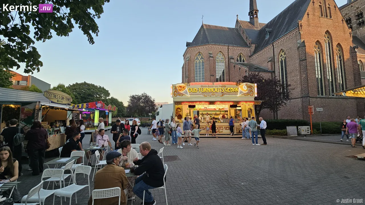 Kermis Lommel Belgie 2025