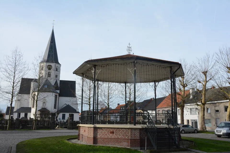 Beeld van Bassevelde