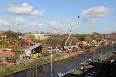 Kermis Amsterdam Westerpark 2026: bijna 50 attracties en drie grote nieuwkomers