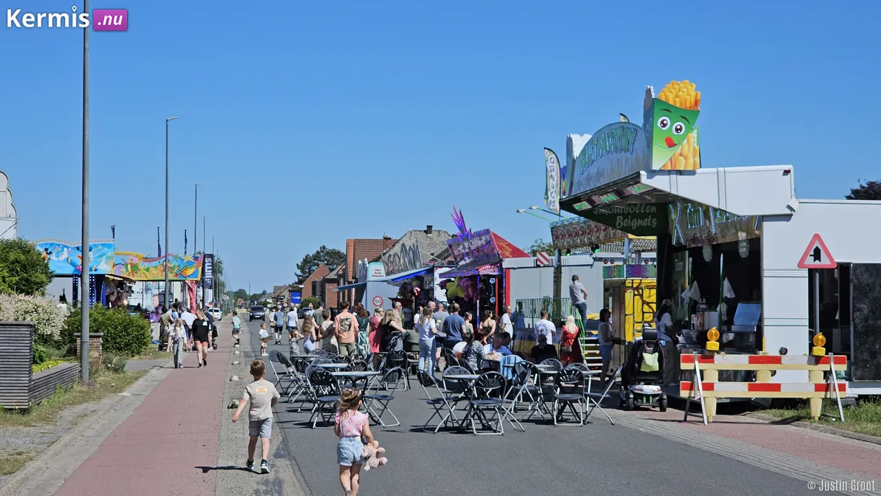 Kermis Lutlommel Belgie 2025
