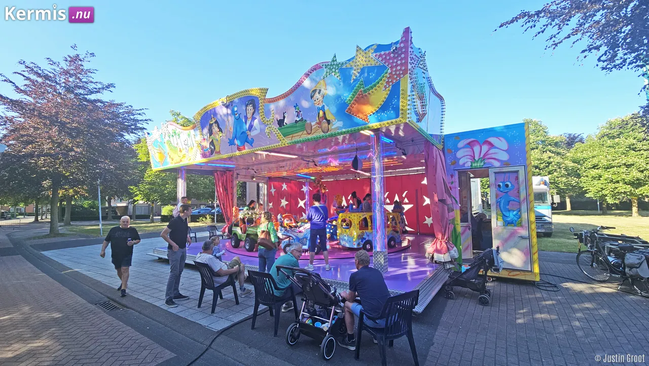 Kermis Holheide Pelt Belgie 2025