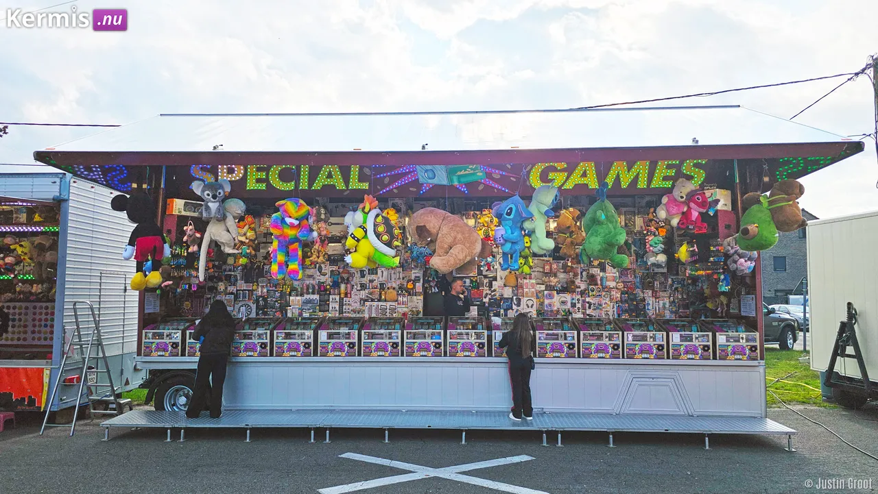 Kermis Overpelt Fabriek Belgie 2025