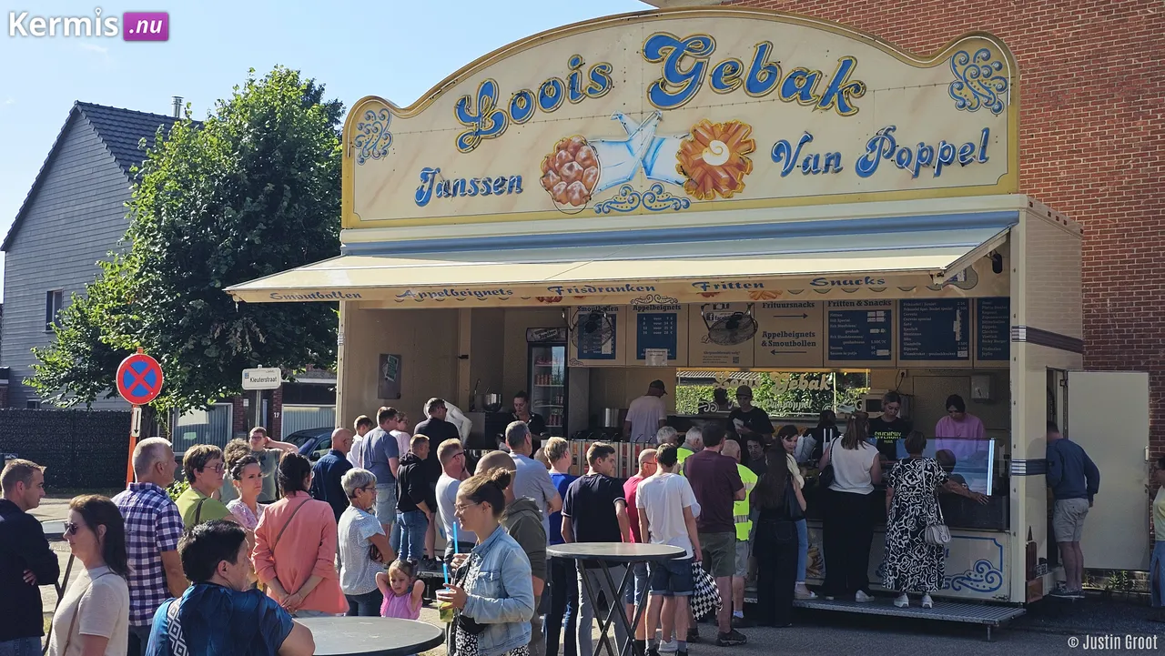 Kermis Lommel Kerkhoven Belgie 2025