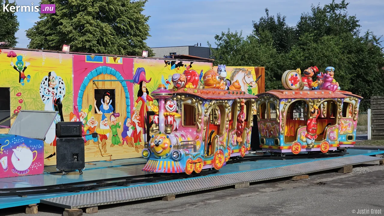 Kermis Lommel Kerkhoven Belgie 2025