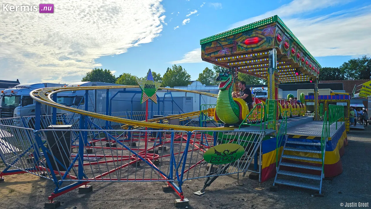 Kermis Lommel Kerkhoven Belgie 2025